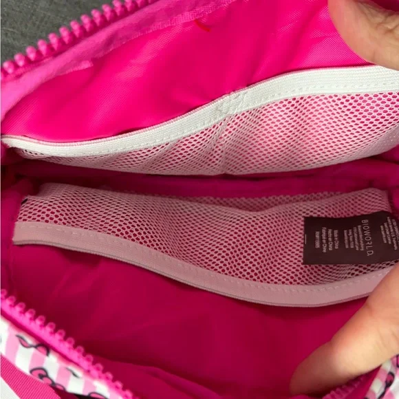 Bioworld Hello Kitty Pink and White Kids Crossbody Bag - Picture 9 of 16